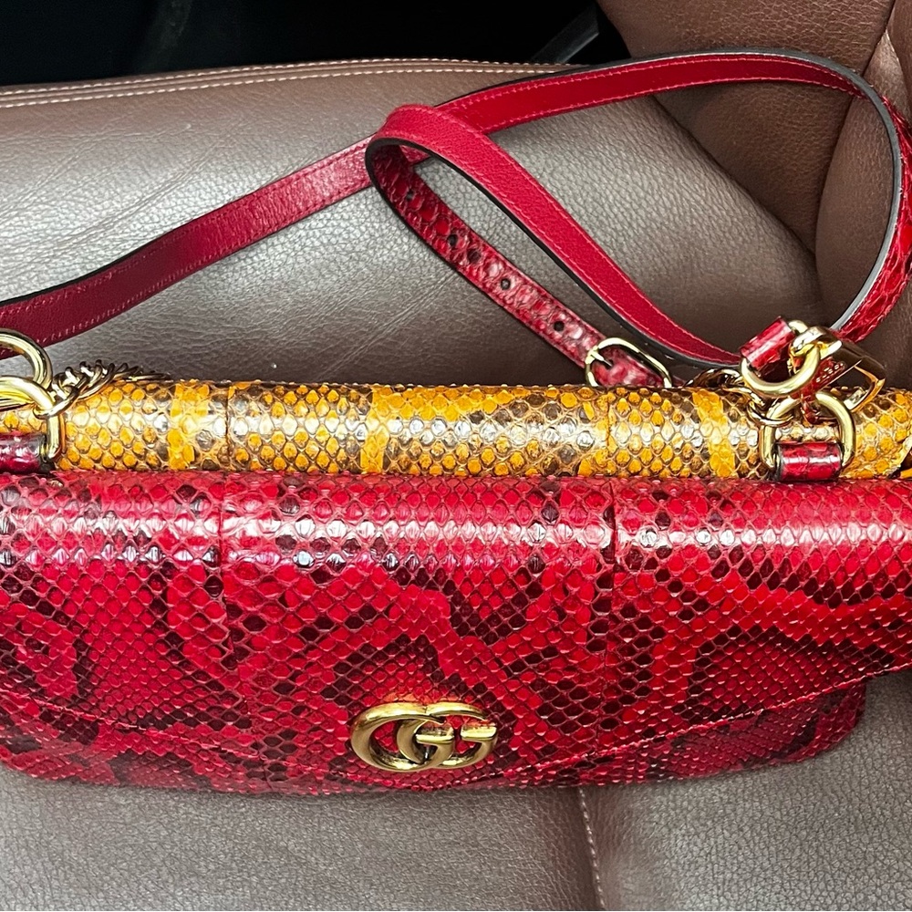 Gucci Thiara Python Clutch with Tiger Head Embellishment - Picture 12 of 13